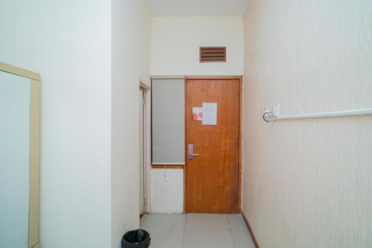 Reddoorz Near Flyover Arjosari مالانغ المظهر الخارجي الصورة